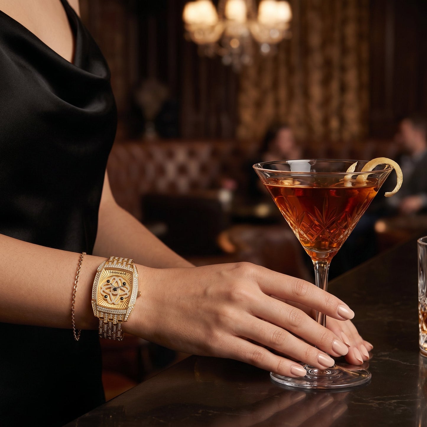 Women’s Rotating Crystal Dial Fashion Watch-Enhance Your Luck